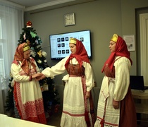 голо